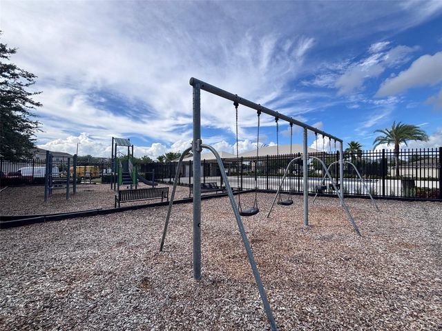 405 SERENITY MILL LOOP, Ruskin, FL 33570