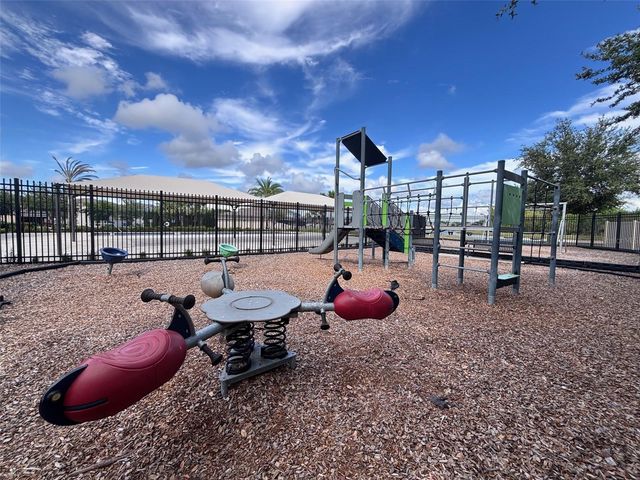 405 SERENITY MILL LOOP, Ruskin, FL 33570