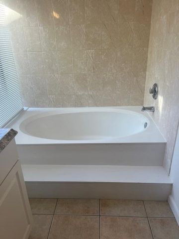 641 Executive Center Drive, West Palm Beach, FL 33401