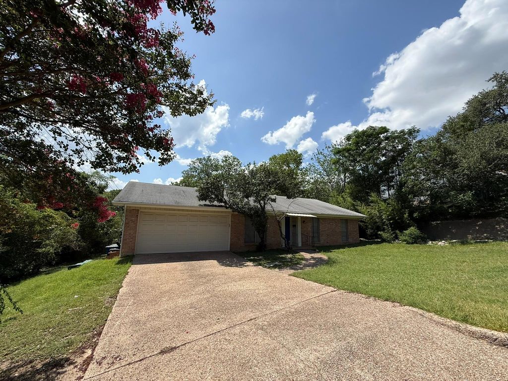 5906 Mountainclimb DR, Austin, TX 78731