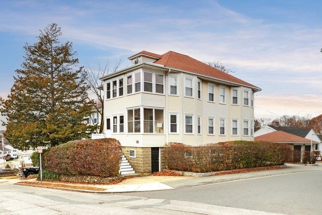 35 Richardson St. 2, Wakefield, MA 01880