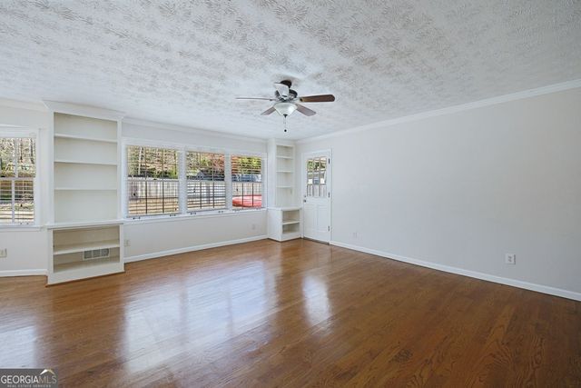 4883 Garrards Ridge NE, Roswell, GA 30075