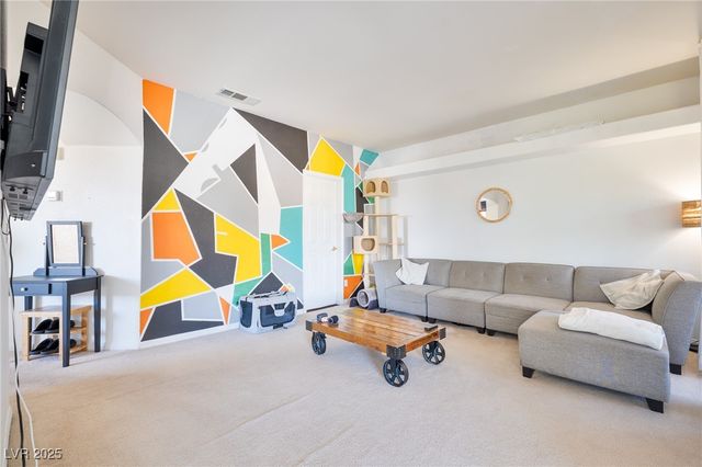 8400 White Eagle Avenue 203, Las Vegas, NV 89145