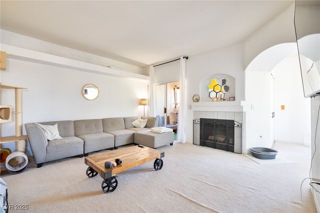 8400 White Eagle Avenue 203, Las Vegas, NV 89145