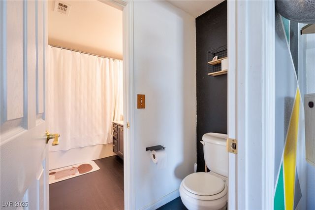 8400 White Eagle Avenue 203, Las Vegas, NV 89145