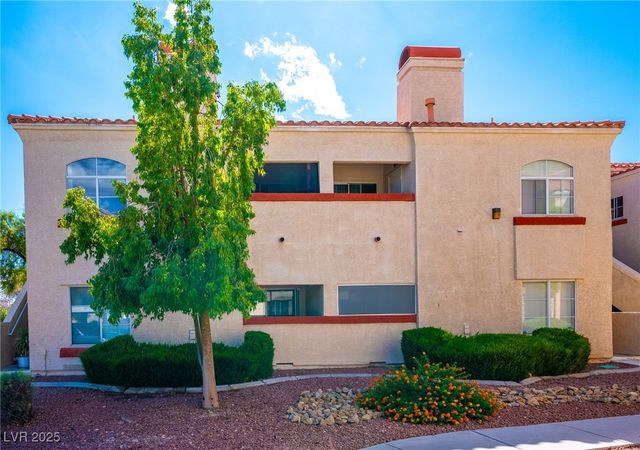 8400 White Eagle Avenue 203, Las Vegas, NV 89145