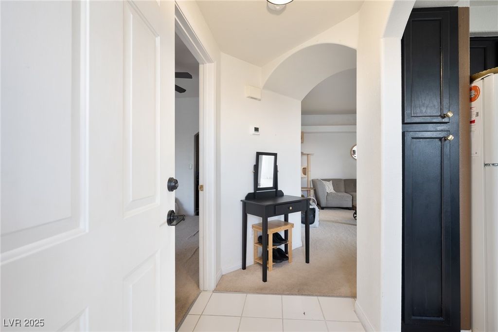 Image 4 of property listing at 8400 White Eagle Avenue 203, Las Vegas, NV 89145