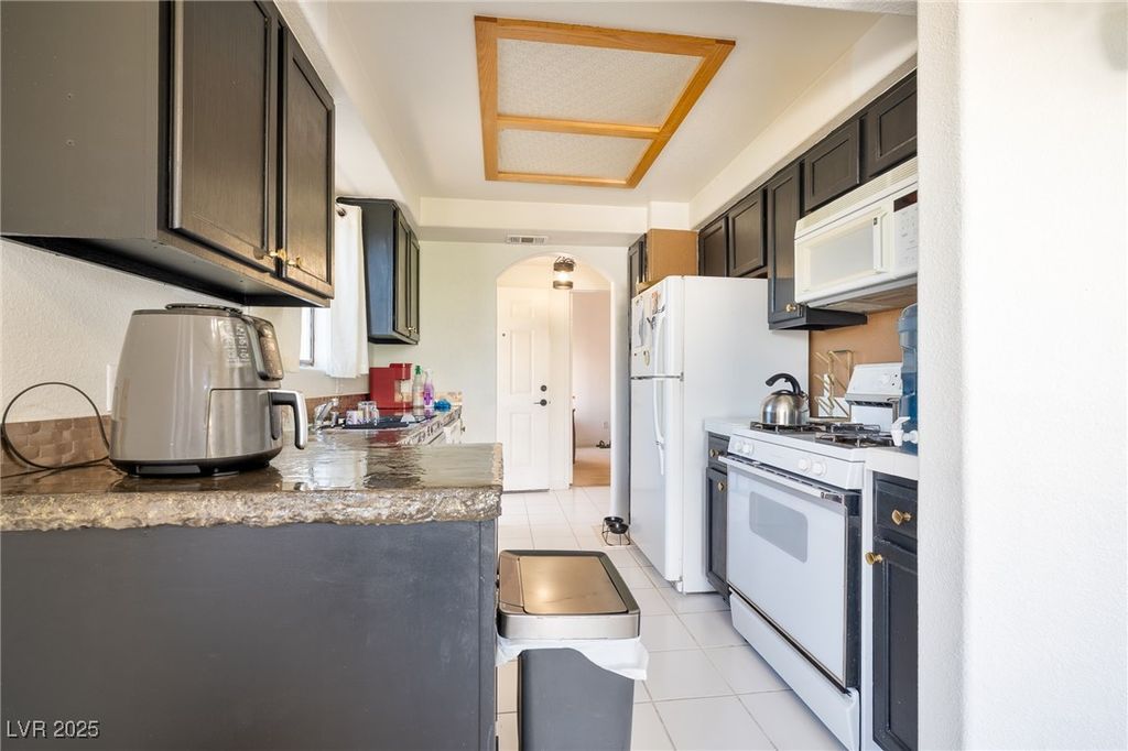 Image 7 of property listing at 8400 White Eagle Avenue 203, Las Vegas, NV 89145