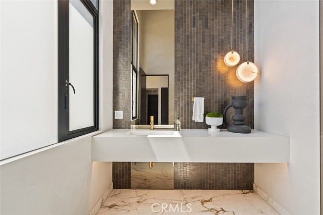 3121 Old Topanga Canyon, Calabasas, CA 90290