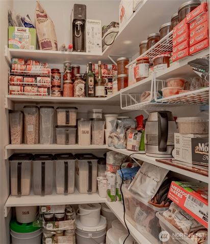 9409 9th Avenue Ct E, Tacoma, WA 98445