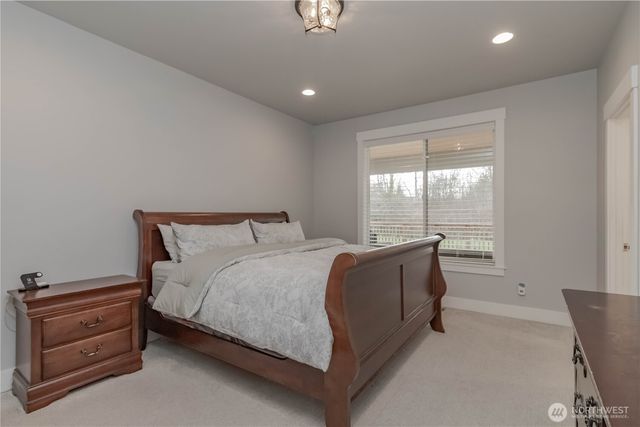 9409 9th Avenue Ct E, Tacoma, WA 98445