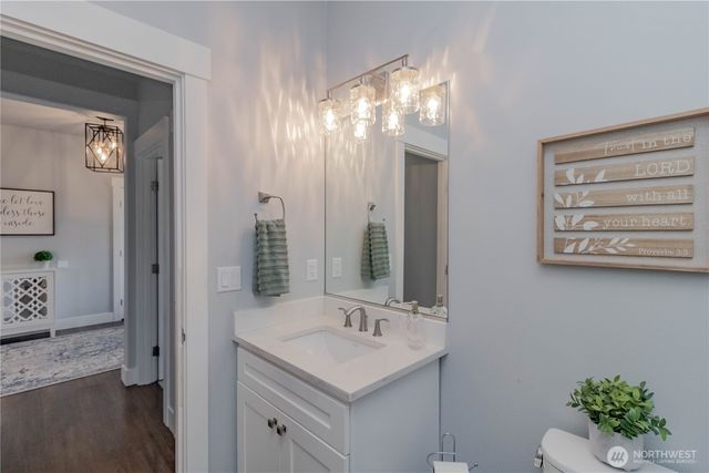 9409 9th Avenue Ct E, Tacoma, WA 98445