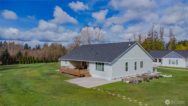 9409 9th Avenue Ct E, Tacoma, WA 98445