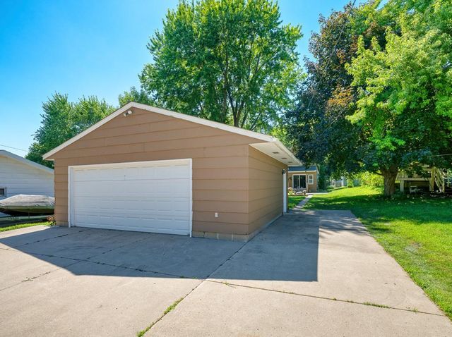 417 S Elm Street, Waconia, MN 55387