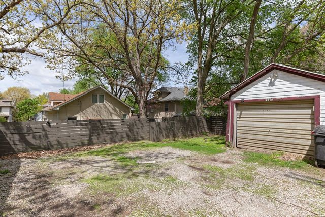 1037 22ND Street, Rock Island, IL 61201