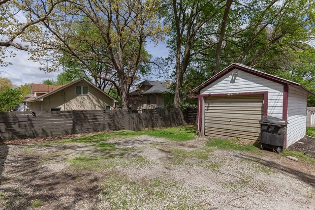 1037 22ND Street, Rock Island, IL 61201