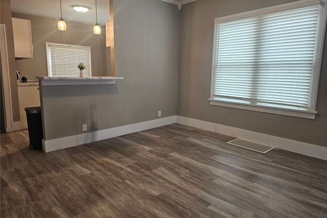 1037 22ND Street, Rock Island, IL 61201