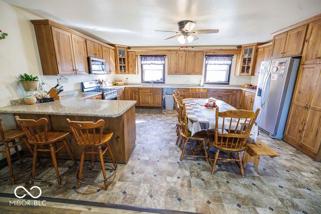 14154 Defore Road, Coal City, IN 47427