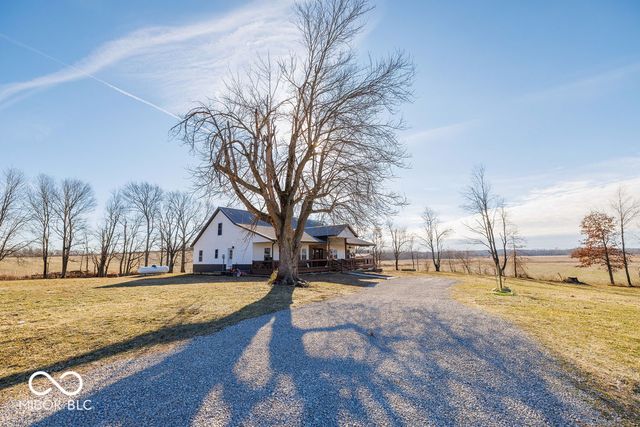 14154 Defore Road, Coal City, IN 47427