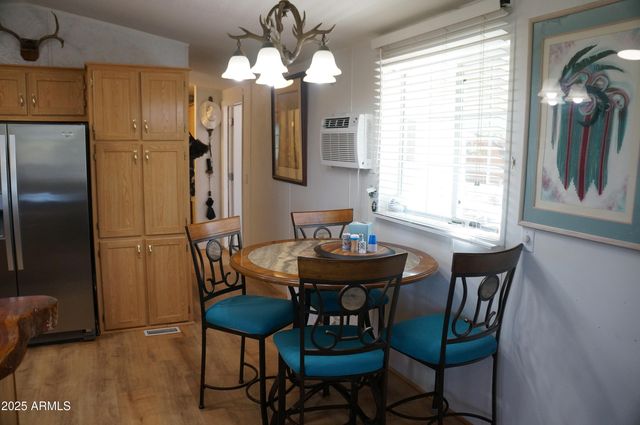 1988 Bradley Lane, Overgaard, AZ 85933