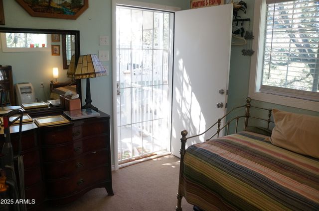 1988 Bradley Lane, Overgaard, AZ 85933