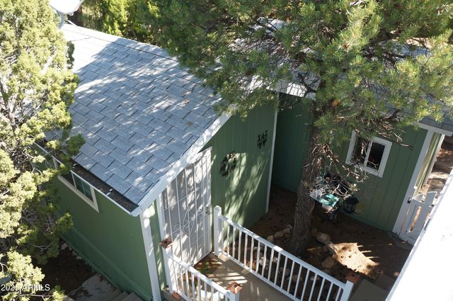 1988 Bradley Lane, Overgaard, AZ 85933