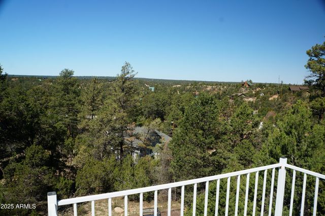 1988 Bradley Lane, Overgaard, AZ 85933