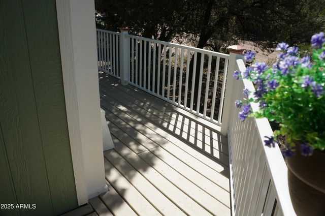 1988 Bradley Lane, Overgaard, AZ 85933