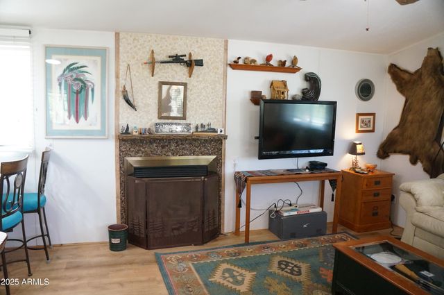 1988 Bradley Lane, Overgaard, AZ 85933