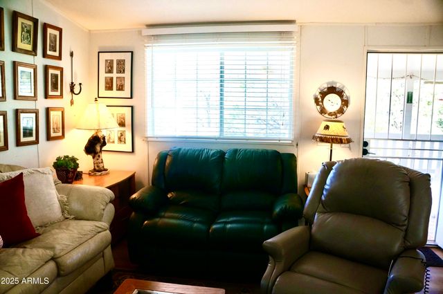 1988 Bradley Lane, Overgaard, AZ 85933