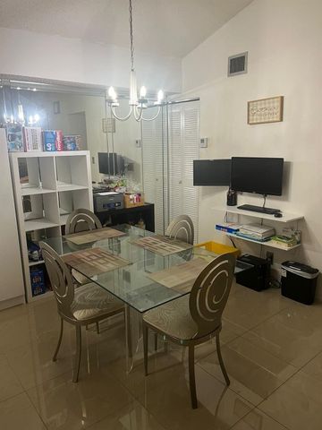 3053 N Oakland Forest Drive 201, Oakland Park, FL 33309