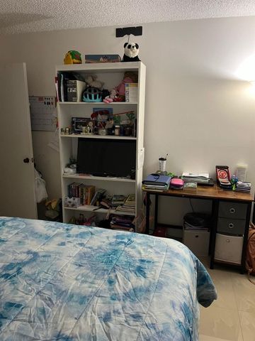 3053 N Oakland Forest Drive 201, Oakland Park, FL 33309