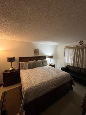 3053 N Oakland Forest Drive 201, Oakland Park, FL 33309