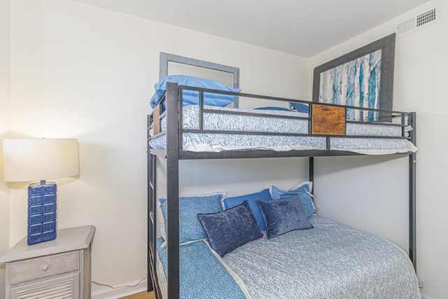 311 69th Ave N Apt 302, Myrtle Beach, SC 29572