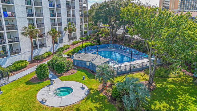 311 69th Ave N Apt 302, Myrtle Beach, SC 29572