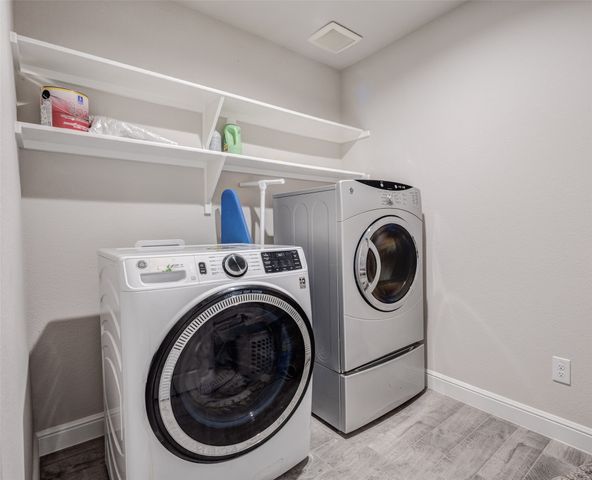 1221 Rolling Meadows Drive, Cedar Hill, TX 75104
