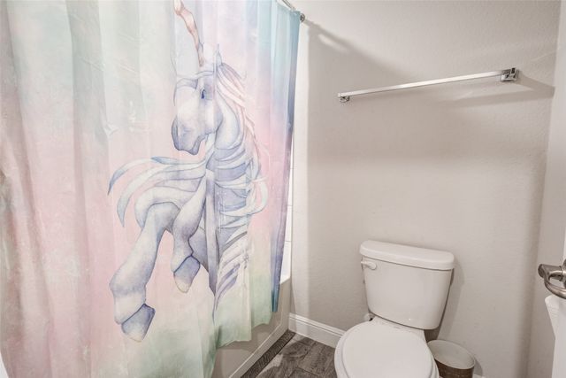 1221 Rolling Meadows Drive, Cedar Hill, TX 75104