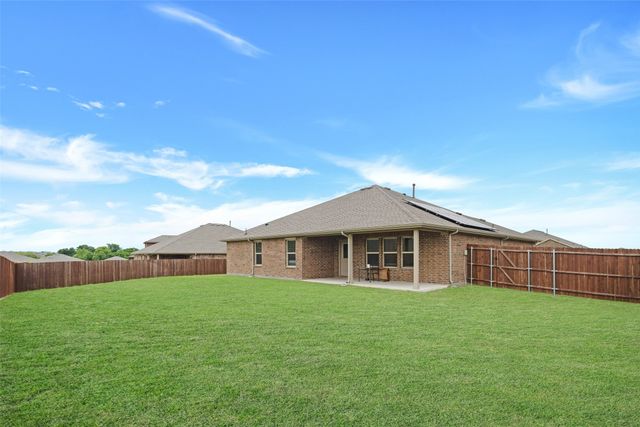 1221 Rolling Meadows Drive, Cedar Hill, TX 75104