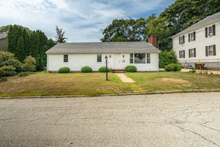355 Barnes, Fall River, MA 02726