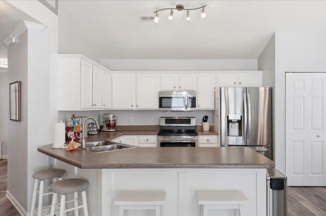 2 Jessica Way, Greer, SC 29651