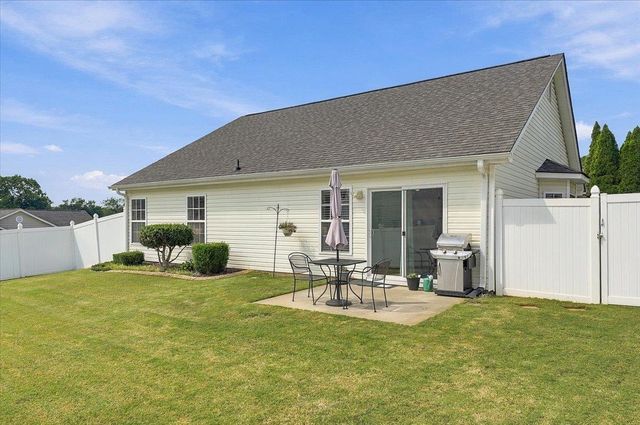 2 Jessica Way, Greer, SC 29651