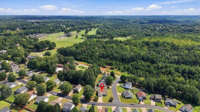 2 Jessica Way, Greer, SC 29651