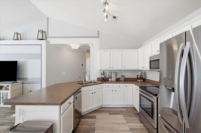 2 Jessica Way, Greer, SC 29651