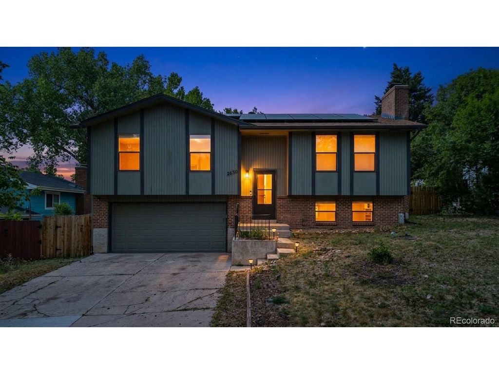 2650 Maroon Bells Ave, Colorado Springs, CO 80918