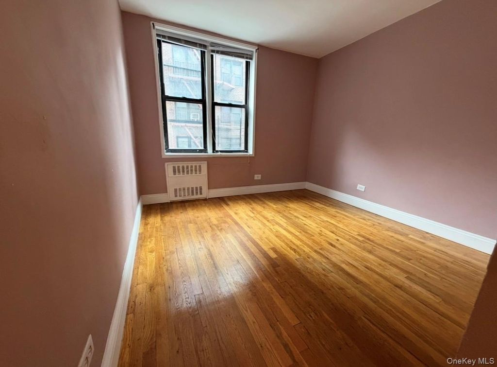 83-30 Vietor Avenue 312, Elmhurst, NY 11373 — photo 3