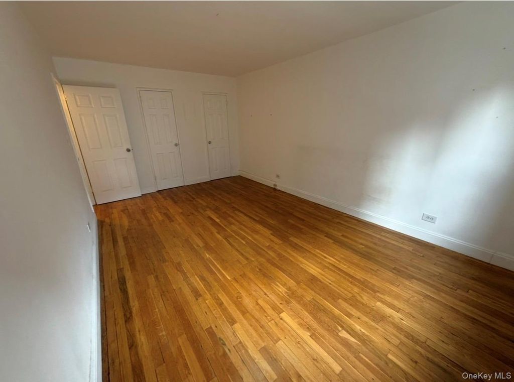 83-30 Vietor Avenue 312, Elmhurst, NY 11373 — photo 5