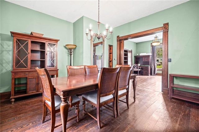 407 S 5th Street, Garden City, MO 64747