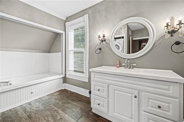 407 S 5th Street, Garden City, MO 64747