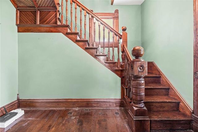 407 S 5th Street, Garden City, MO 64747