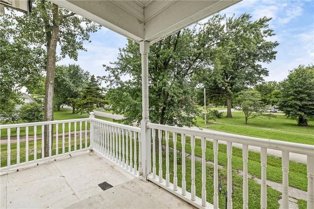 407 S 5th Street, Garden City, MO 64747